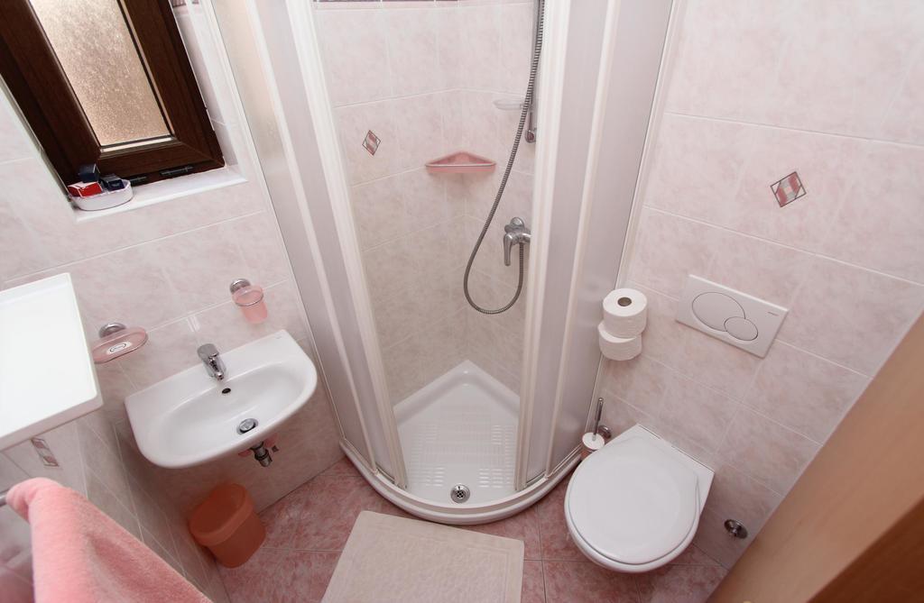 Studio And Room Tea Rovinj Exterior photo